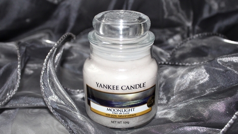 TEST:  Yankee Candle - Moonlight
