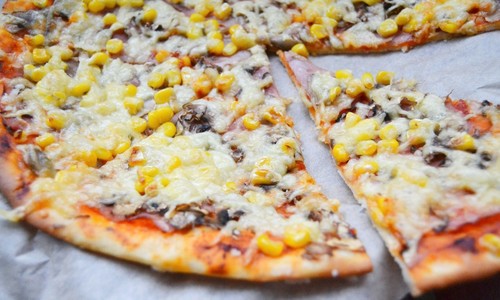 Chrumkavá domáca pizza: Zješ ju skôr než vychladne!