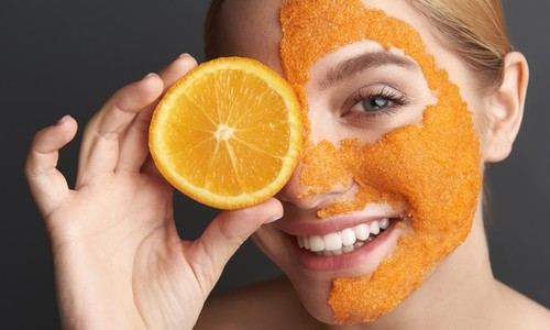 Domáca pomarančová pleťová maska: Mastná pleť ju ocení najviac