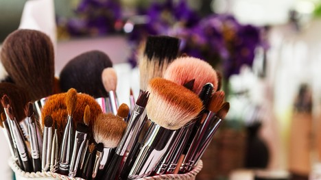 Make-up triky, vďaka ktorým ušetríte