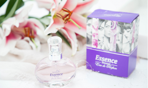 Essence parfumovaná voda: Vyhraj 3x kvetinovú vôňu pre dámy